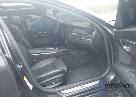 2009 BMW 750Li из США, поврежденный, VIN WBAKB83579CY57949